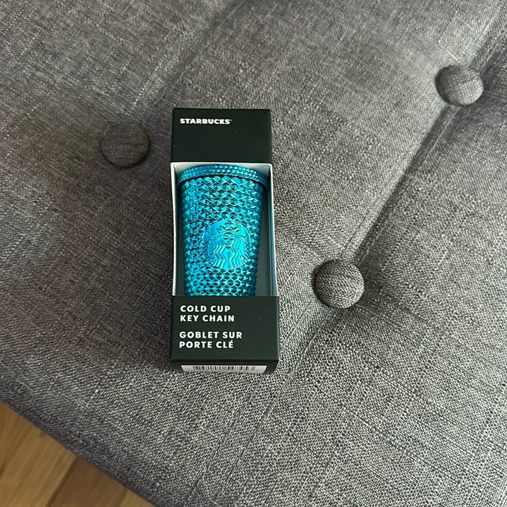 NWT. Starbucks cup keychain